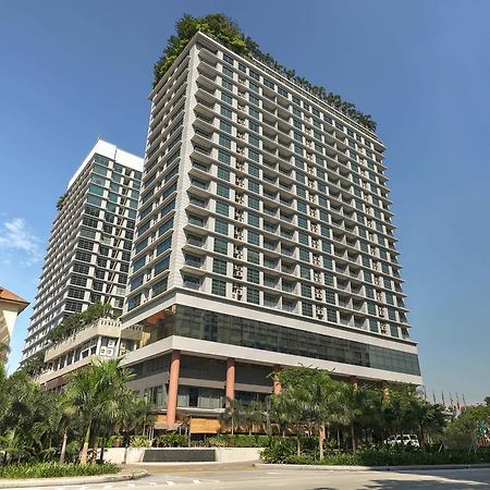 Acappella Suite Hotel, Шах Алам Екстериор снимка