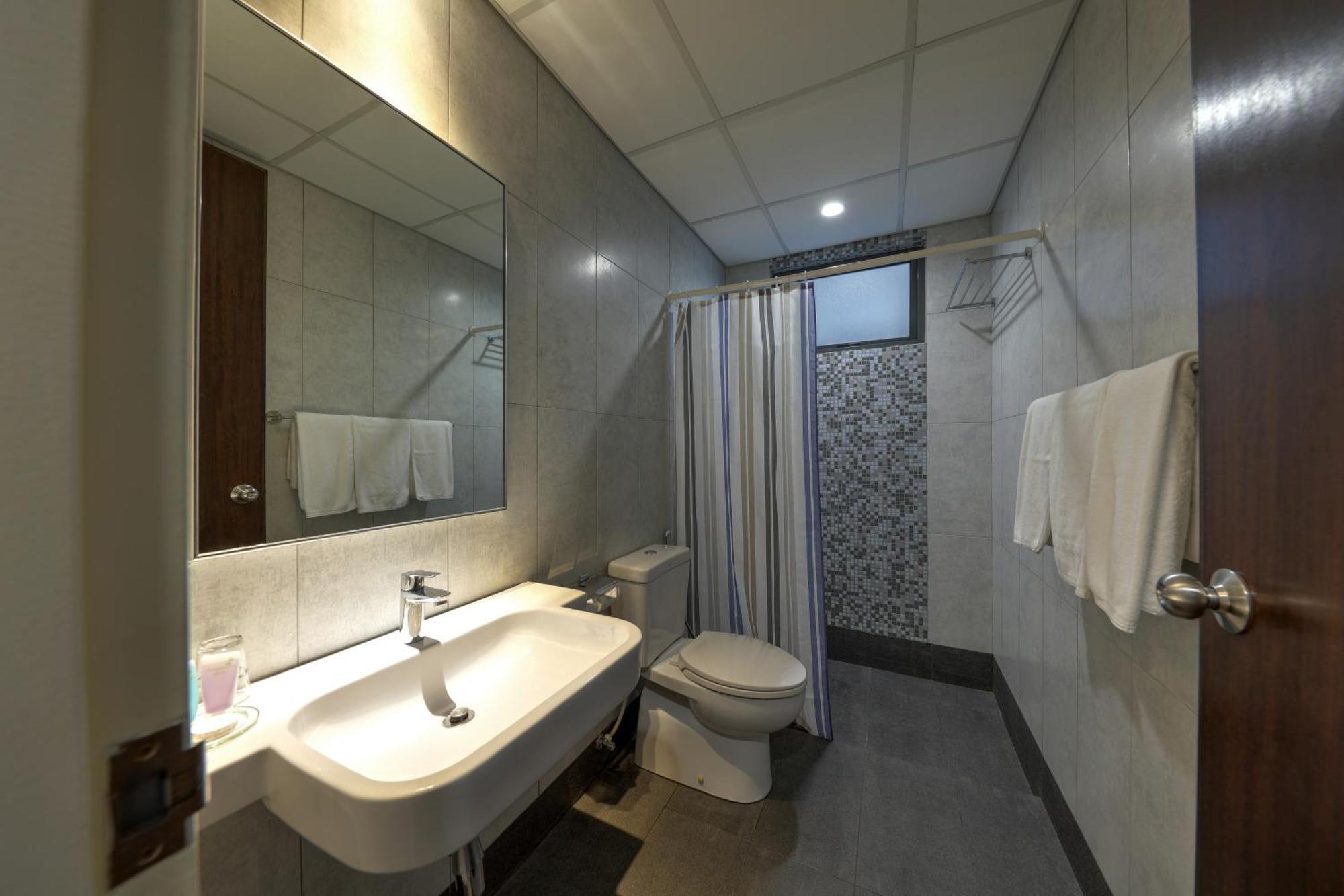 Acappella Suite Hotel, Шах Алам Стая снимка